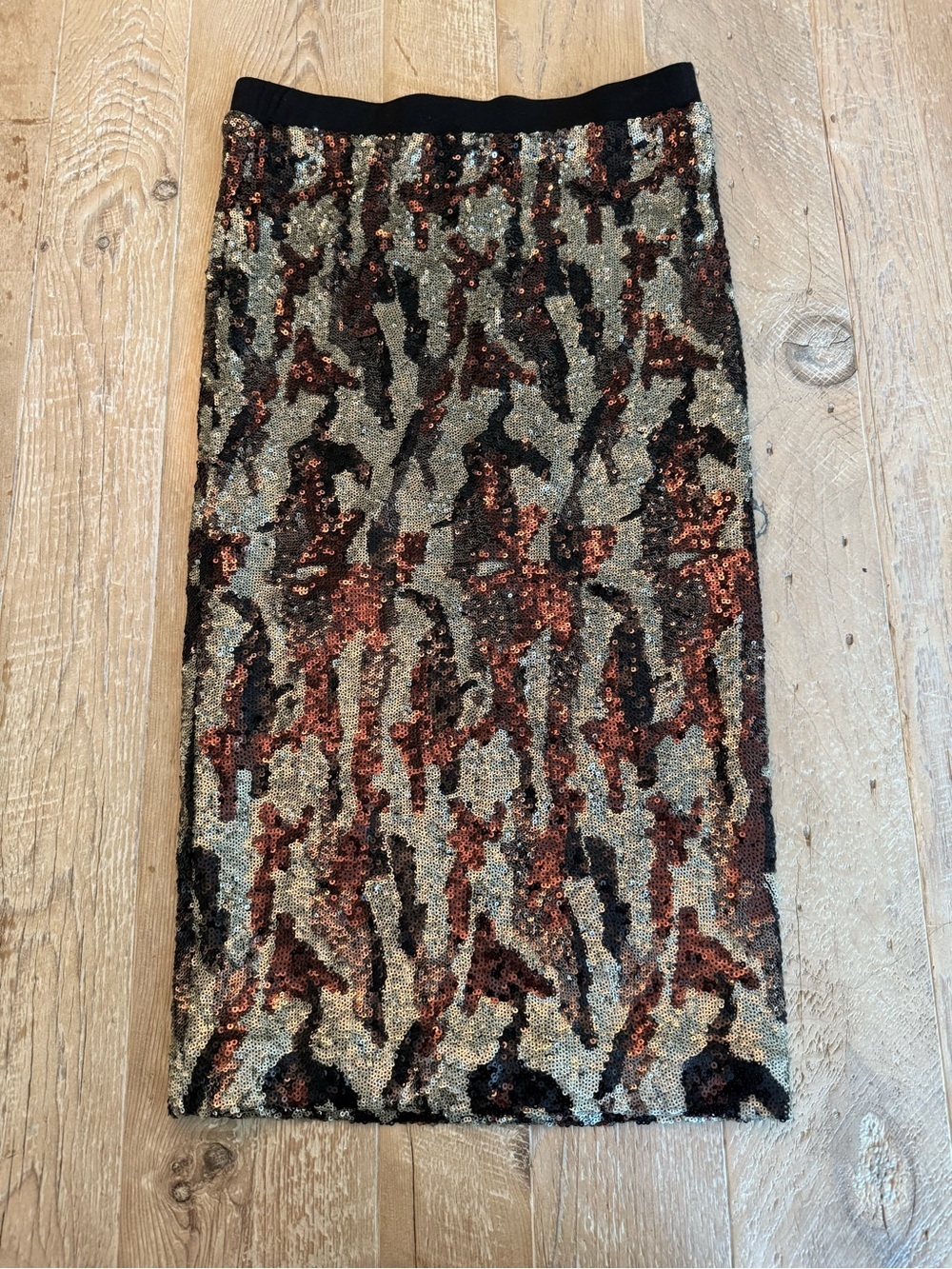 Le Superbe Sequin Camouflage Pencil Skirt - Multi Metallic NWT M